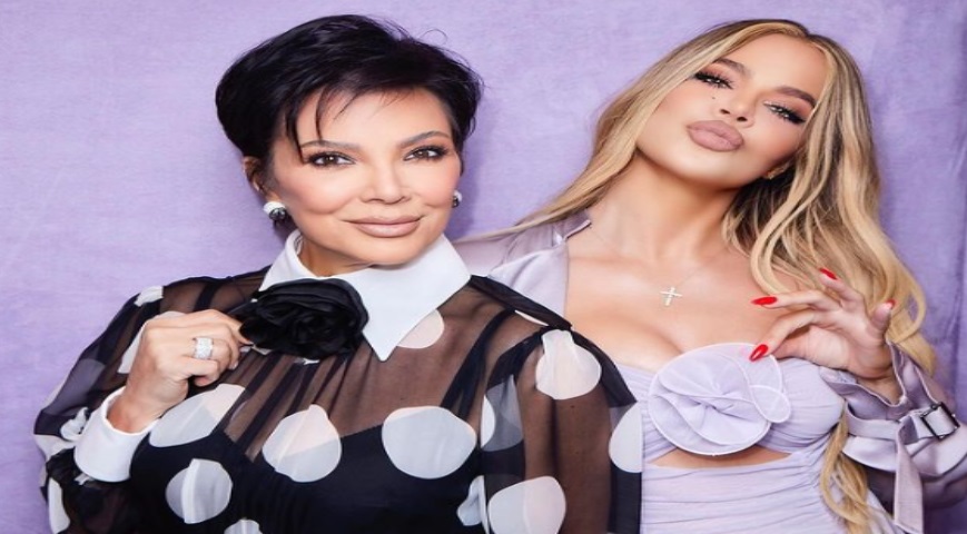 Khloe Kardashian and her Mom